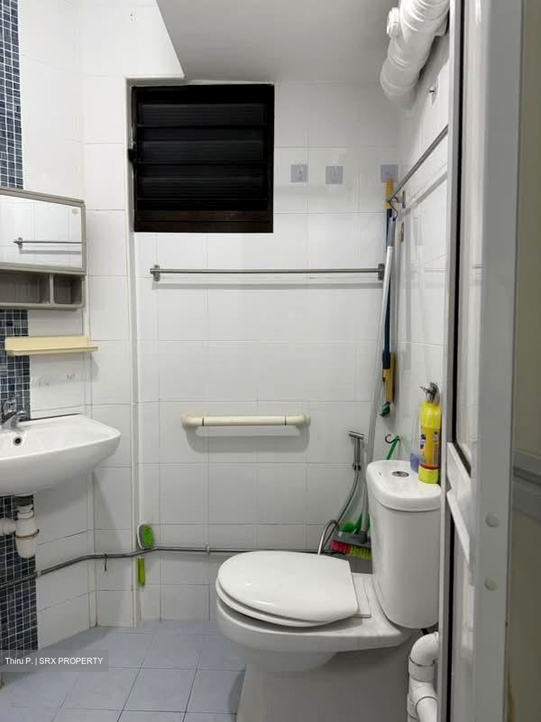 Blk 261 Jurong East Street 24 (Jurong East), HDB 3 Rooms #571368911
